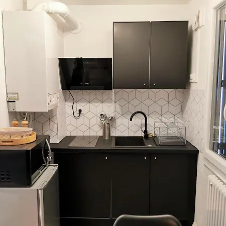 Tres Chaleureux Entierement Refait A Neuf Apartment *