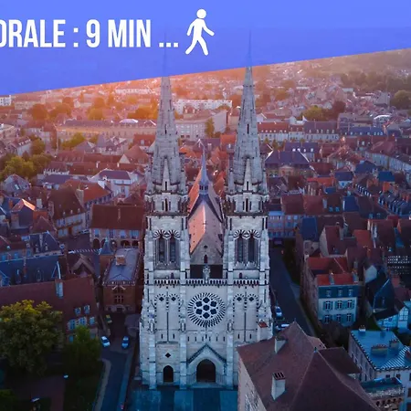 Escapade à Moulins, élégant Rez-de-chaussée Et Parking Gratuit Appartement