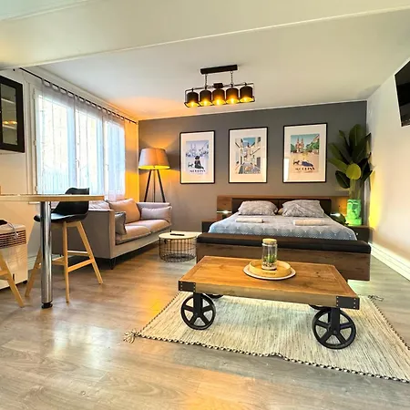 Escapade A Moulins, Spacieux Au Calme, & Parking Gratuit * Moulins (Allier)