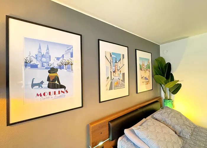 Escapade A Moulins, Elegant Rez-de-chaussee Et Parking Gratuit *