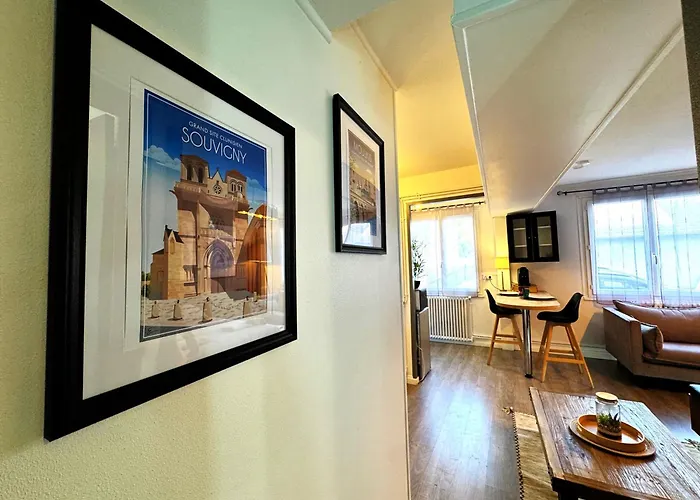 Escapade A Moulins, Elegant Rez-de-chaussee Et Parking Gratuit Moulins (Allier)